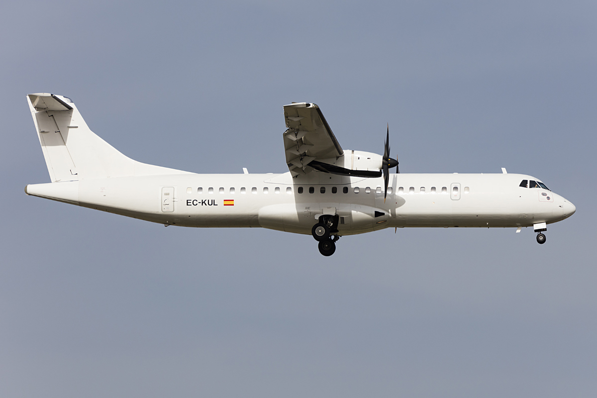 Swiftair, EC-KUL, ATR, ATR-72-212A, 26.10.2016, AGP, Malaga, Spain




