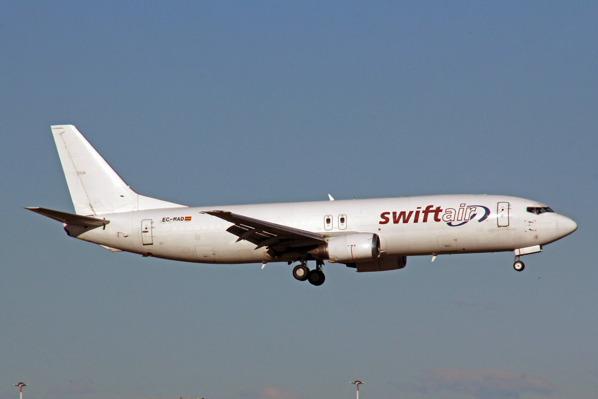 Swiftair, EC-MAD, Boeing 737-4YOSF, msn: 25261/2258, 01.Juli 2021, MXP Milano Malpensa, Italy.