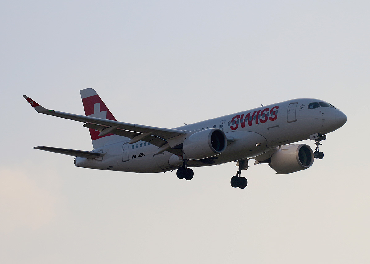 Swiss, Aiibus A 220-100, HB-JBG, TXL, 30.11.2019