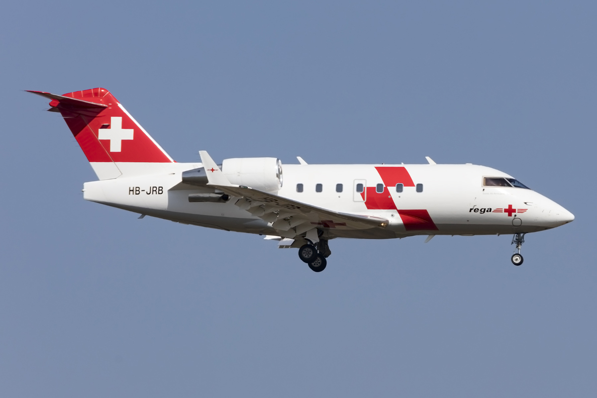 Swiss Air Ambulance - REGA, HB-JRB, Bombardier, CL-600-2B16 Challenger 604, 19.03.2016, ZRH, Zürich, Switzenland 



