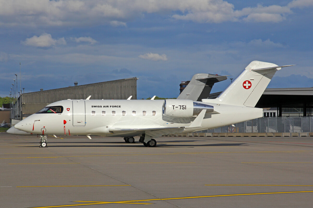 SWISS Air Force, T-751, Bombardier Challenger 604, msn: 5530, 13.Mai 2021, ZRH Zürich, Switzerland.