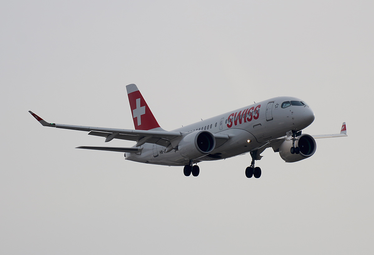 Swiss, Airbus A 220-100, HB-JBC, TXL, 15.02.2020