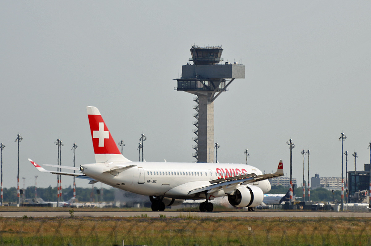 Swiss, Airbus A 220-100, HB-JBC, BER, 09.06.2023