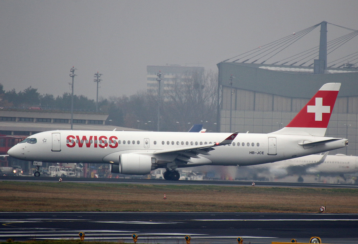 Swiss, Airbus A 220-300, HB-JCE, TXL, 11.11.2018