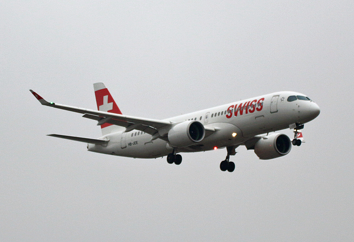 Swiss, Airbus A 220-300, HB-JCE, TXL, 24.11.2018