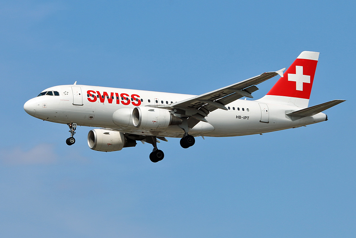 Swiss, Airbus A 319-112, HB-IPT, TXL, 18.08.2018