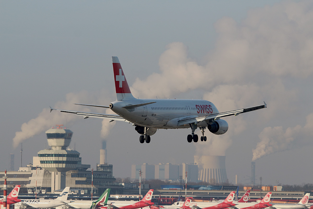 Swiss, Airbus A 320-214, HB-IJB, TXL, 26.03.2017