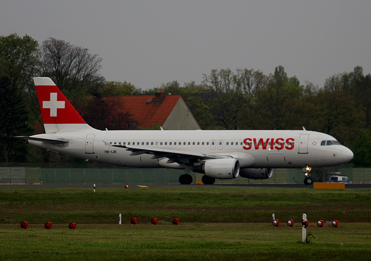 Swiss, Airbus A 320-214, HB-IJB, TXL, 07.05.2017