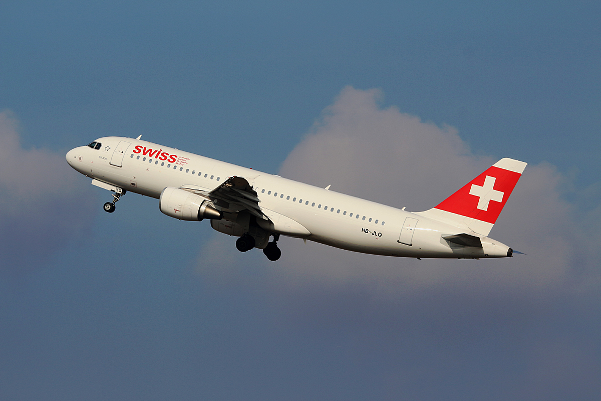 Swiss, Airbus A 320-214, HB-JLQ, TXL, 08.03.2016