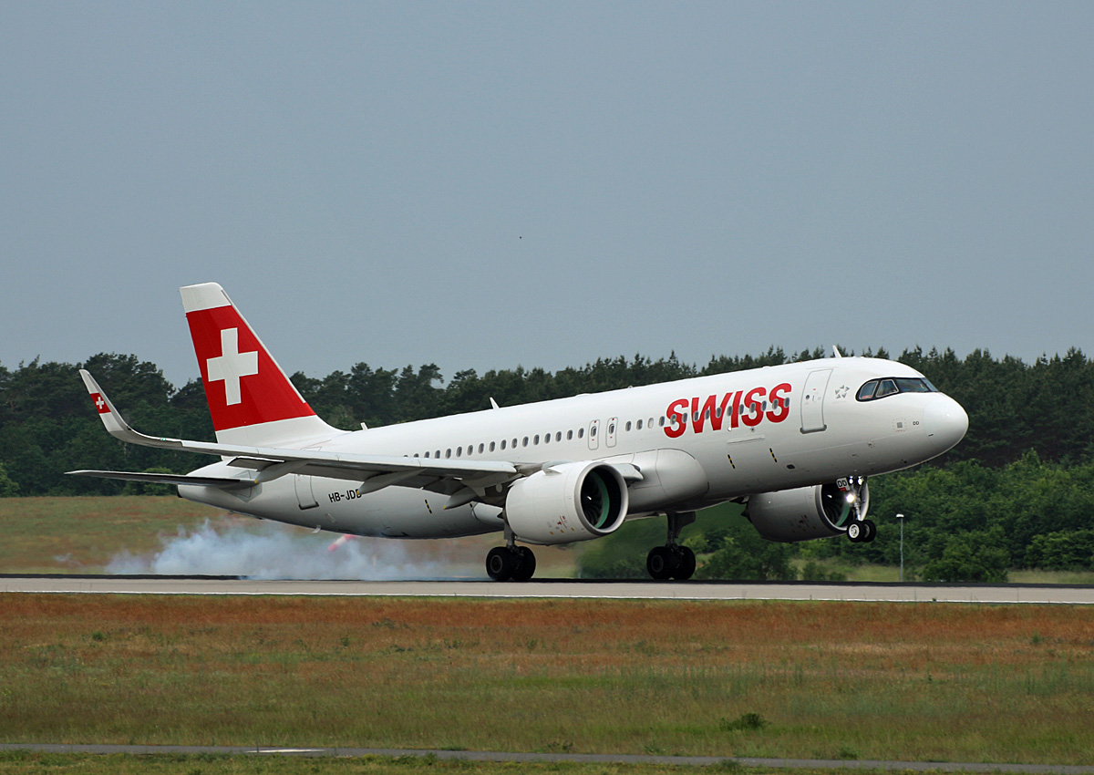 Swiss, Airbus A 320-271N, HB-JDD, BER, 04.06.2022