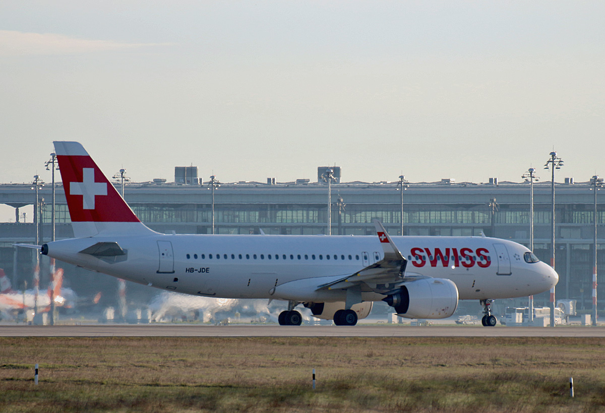 Swiss, Airbus A 320-271N, HB-JDE, BER, 17.04.2022