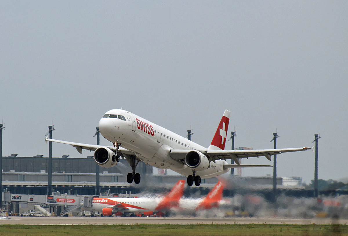 Swiss, Airbus A 321-111, HB-IOC, BER, 19.08.2021