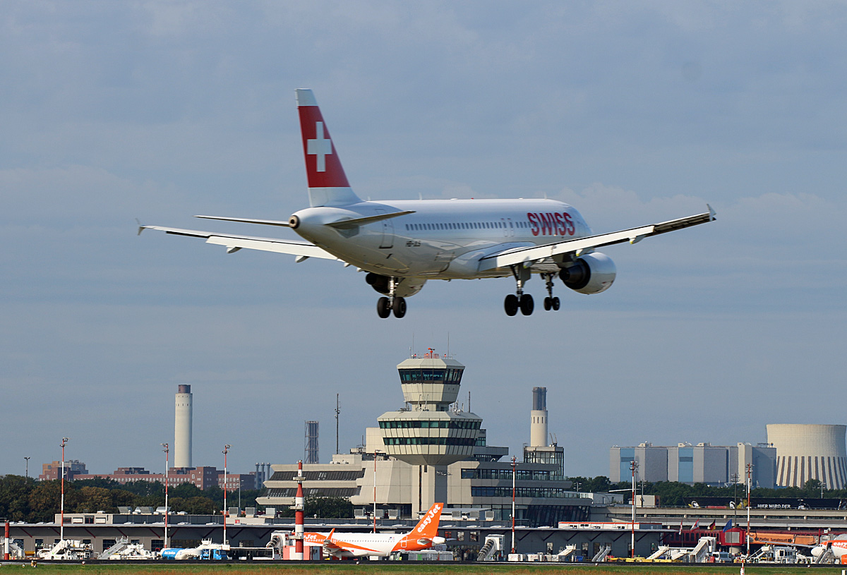 Swiss, Airbus A 329-214, HB-JLS, TXL, 10.08.2019