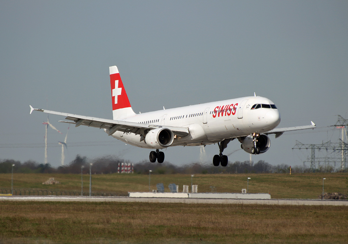 Swiss, Airbus A321-111, HB-IOH, BER, 17.04.2022
