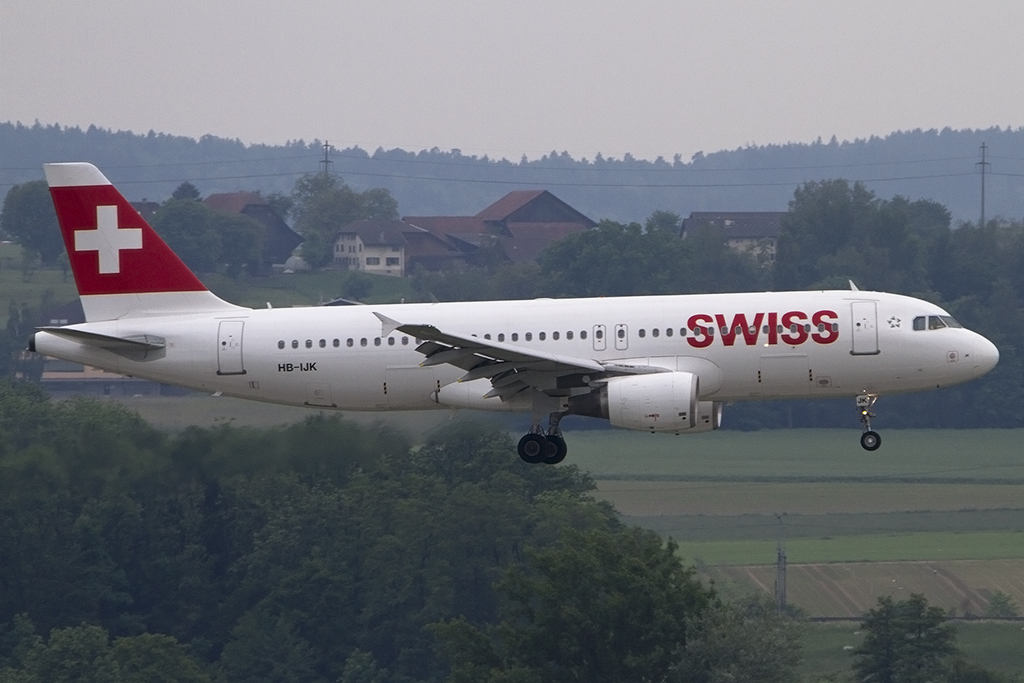 Swiss, HB-IJK, Airbus, A320-214, 24.05.2015, ZRH, Zürich, Switzerland 



