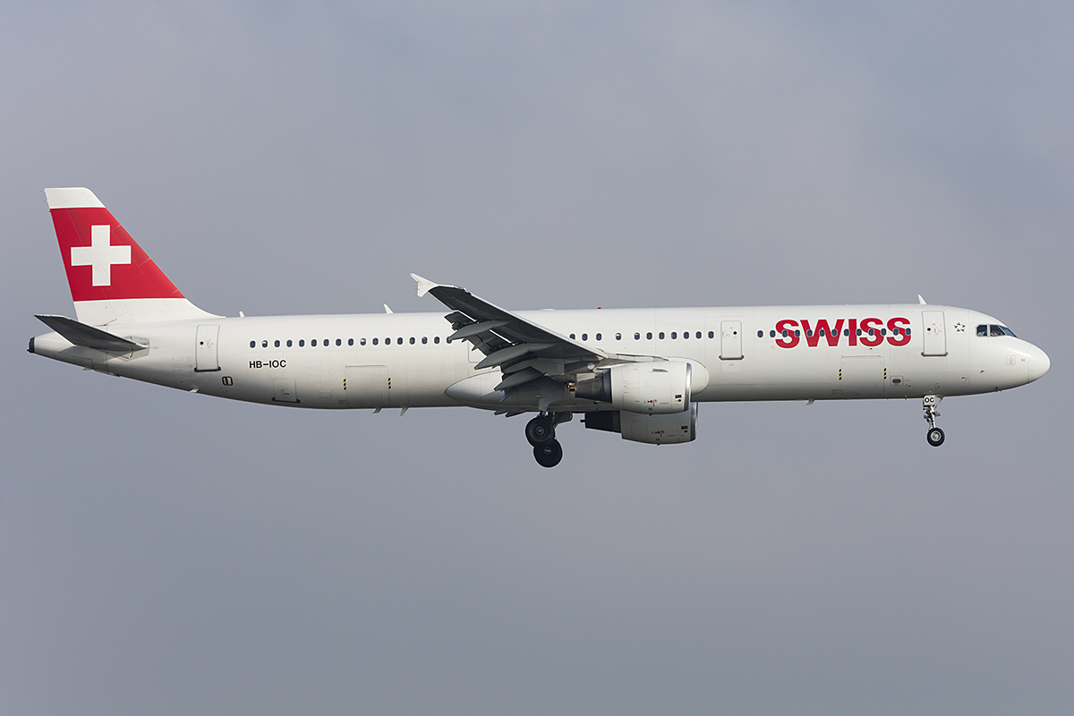 Swiss, HB-IOC, Airbus, A321-111, 19.01.2019, ZRH, Zürich, Switzerland 


