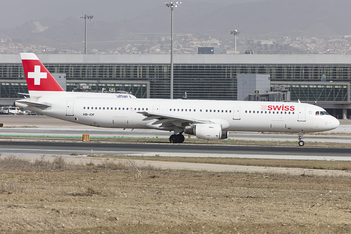 Swiss, HB-IOF, Airbus, A321-111, 27.10.2016, AGP, Malaga, Spain 



