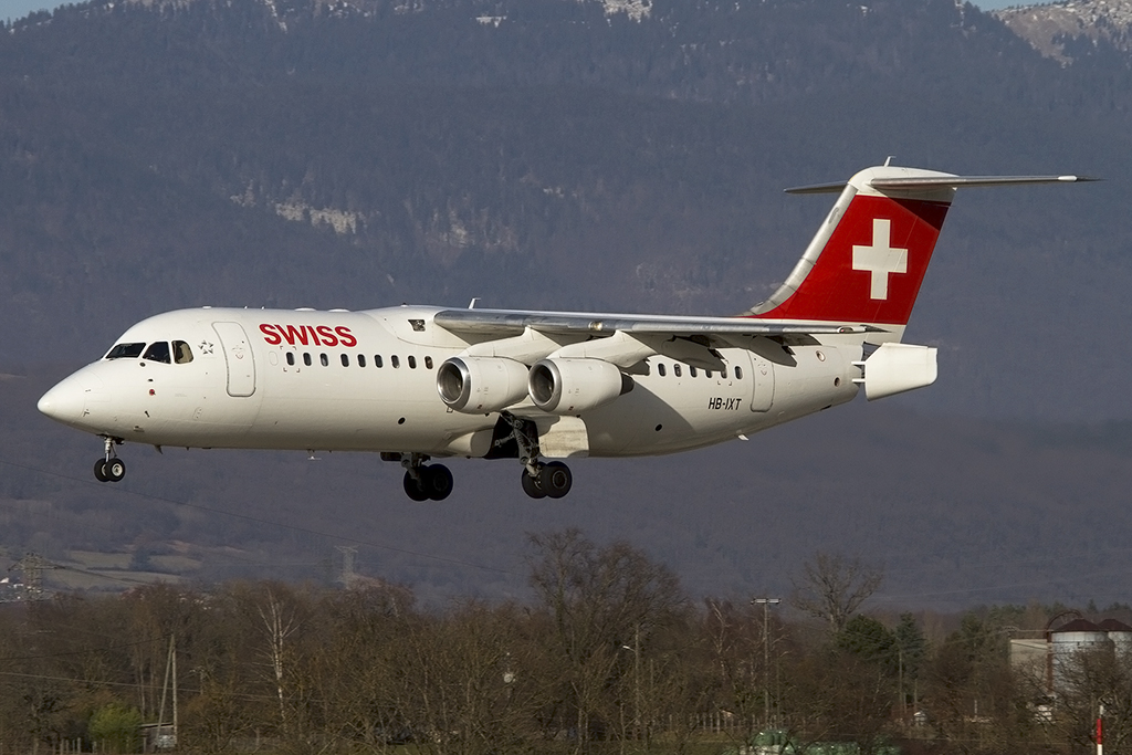 Swiss, HB-IXT, BAe-Avro, ARJ-100, 13.01.2015, GVA, Geneve, Switzerland 




