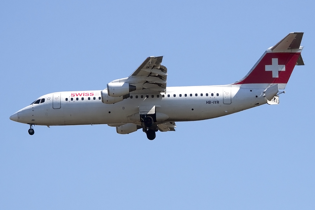 Swiss, HB-IYR, BAe-Avro, ARJ-100, 06.04.2015, MXP, Mailand-Malpensa, Italy 





