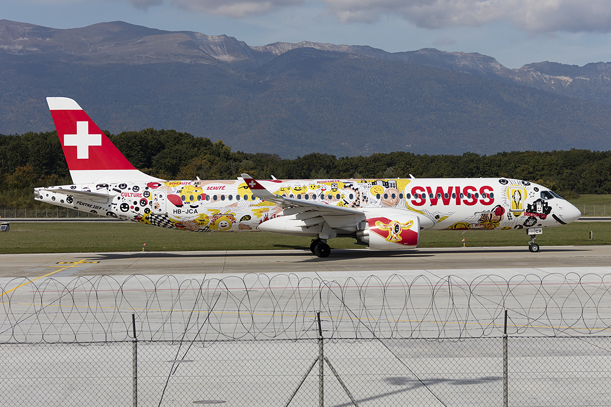 Swiss, HB-JCA, Bombardier, CS-300, 24.09.2017, GVA, Geneve, Switzerland 





