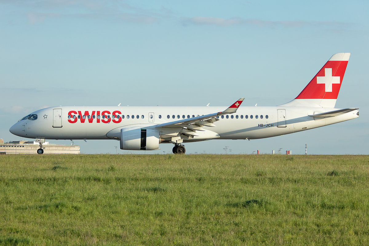 Swiss, HB-JCH, Bombardier, CS-300, 12.05.2019, CDG, Paris, France



