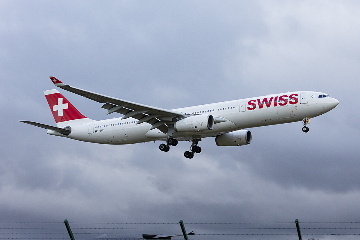 Swiss, HB-JHF, Airbus, A330-343X, 21.01.2018, ZRH, Zürich, Switzerland 



