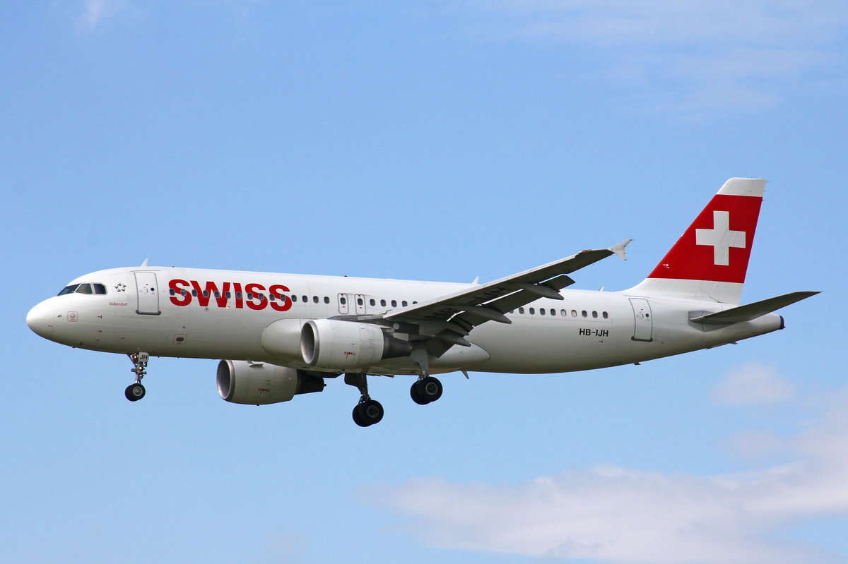 SWISS International Air Lines, HB-IJH, Airbus A320-214,  Dbendorf , 09.Juli 2016, ZRH Zrich, Switzerland.