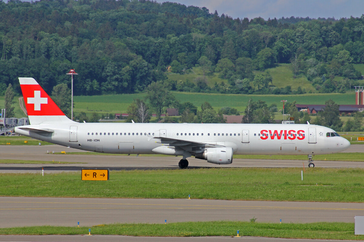 SWISS International Air Lines, HB-IOH, Airbus A321-111, msn: 664,  Wengen , 21.Mai 2022, ZRH Zürich, Switzerland.