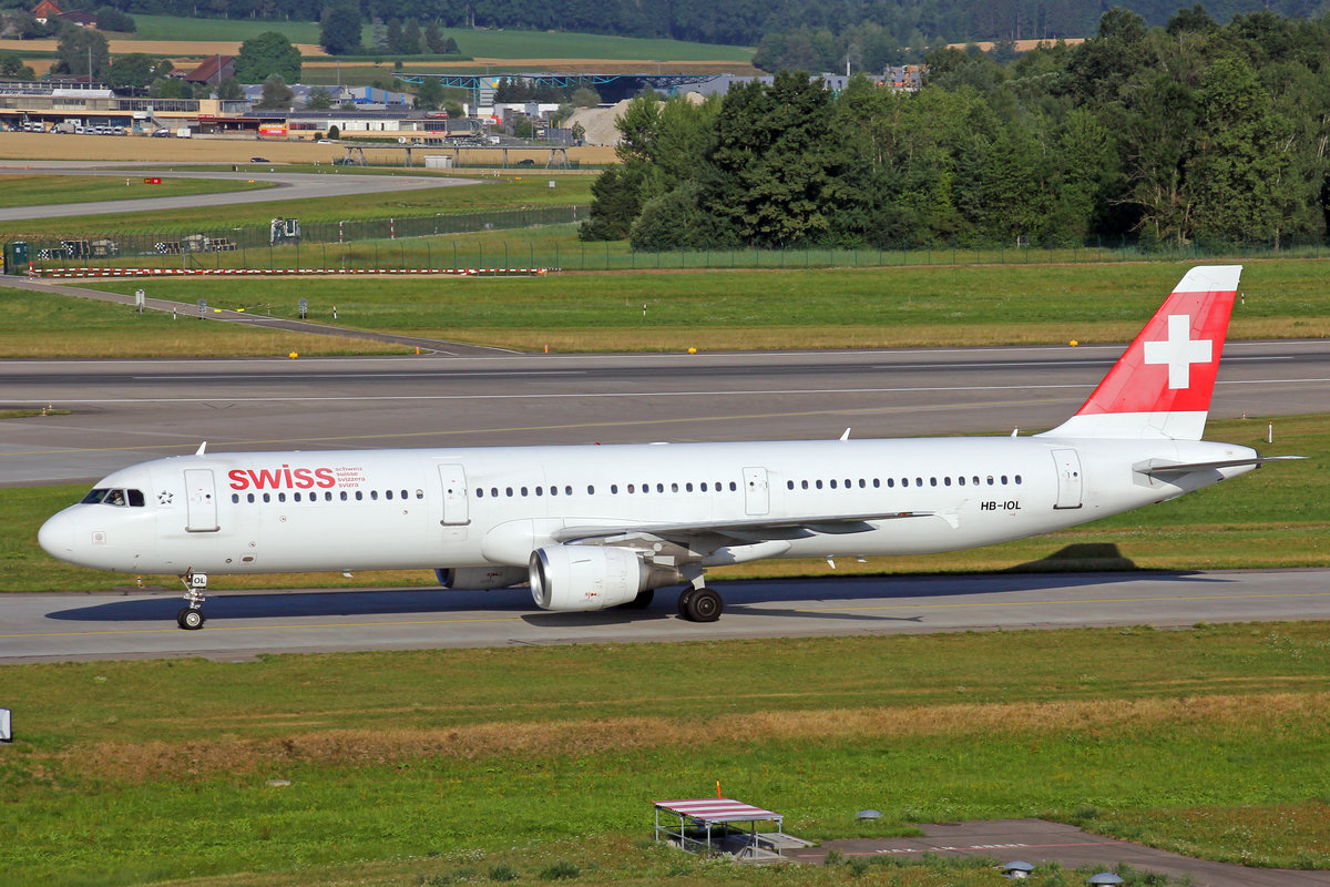 SWISS International Air Lines, HB-IOL, Airbus A321-111,  08.Juli 2017, ZRH Zürich, Switzerland.