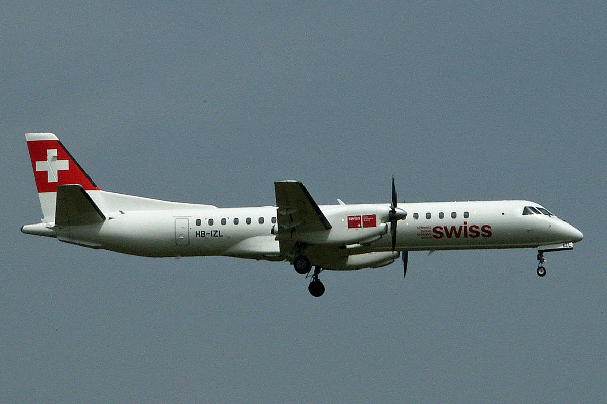 SWISS International Air Lines, HB-IZL, Saab 2000, 6.Mai 2003, ZRH Zürich, Switzerland.