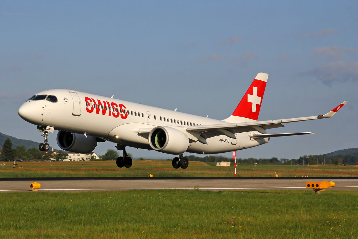 SWISS International Air Lines, HB-JCO, Bombardier CS-300, msn: 55033, 01.August 2019, ZRH Zürich, Switzerland.