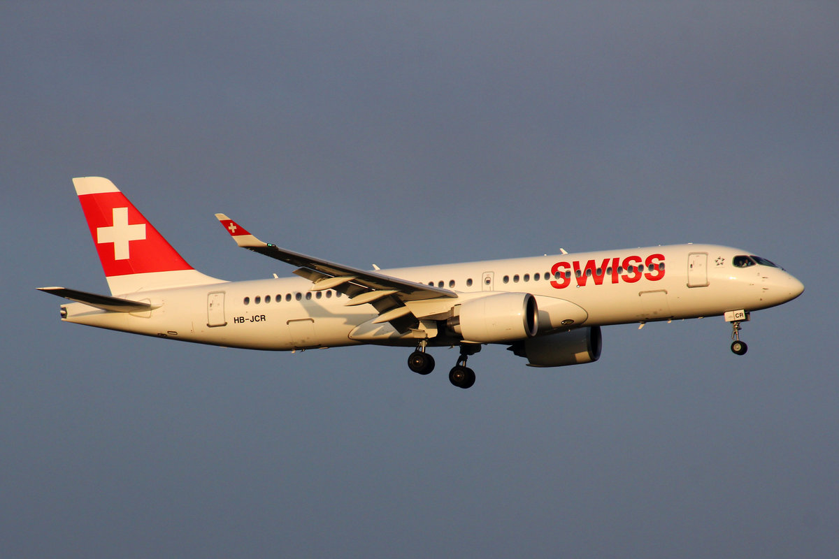 SWISS International Air Lines, HB-JCR, Airbus A220-371, msn: 55044, 26.Dezember 2018, ZRH Zürich, Switzerland.