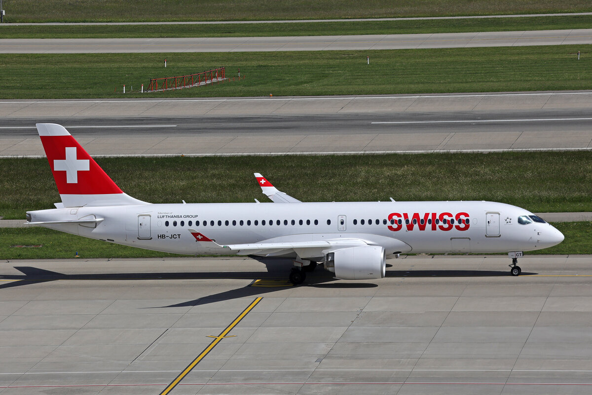 SWISS International Air Lines, HB-JCT, Airbus A220-371, msn: 55046,  Val Surses , 25.Mai 2026, ZRH Z�rich, Switzerland.