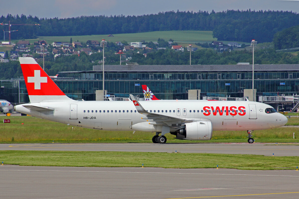 SWISS International Air Lines, HB-JDA, Airbus A320-271N, msn: 9246,  Engelberg , 12.Juni 2021, ZRH Zürich, Switzerland.