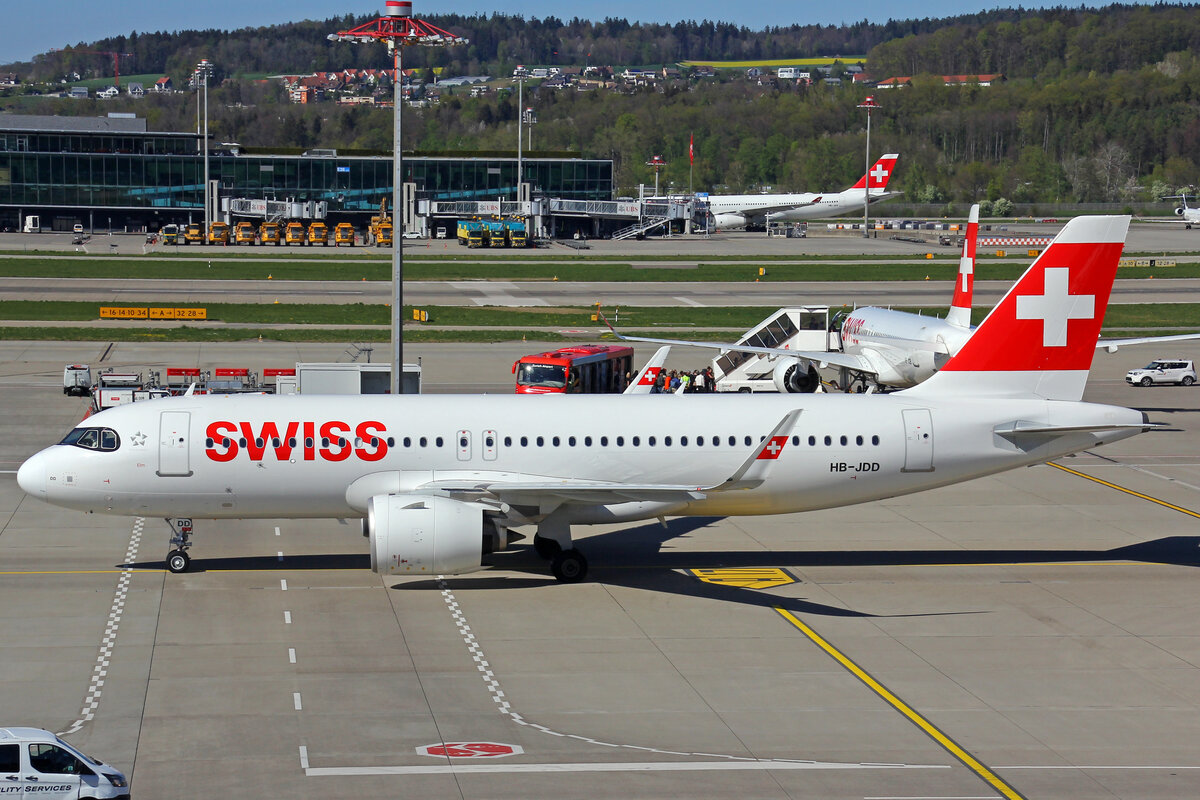 SWISS International Air Lines, HB-JDD, Airbus A320-271N, msn: 10944,  Elm , 18.April 2022, ZRH Zürich, Switzerland.