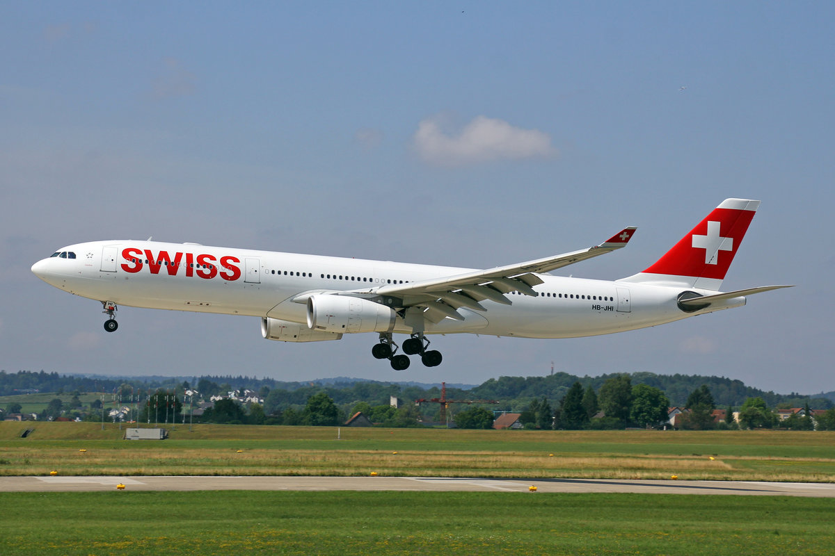 SWISS International Air Lines, HB-JHI, Airbus A330-343X,  Genéve ,  21.Juli 2017, ZRH Zürich, Switzerland.
