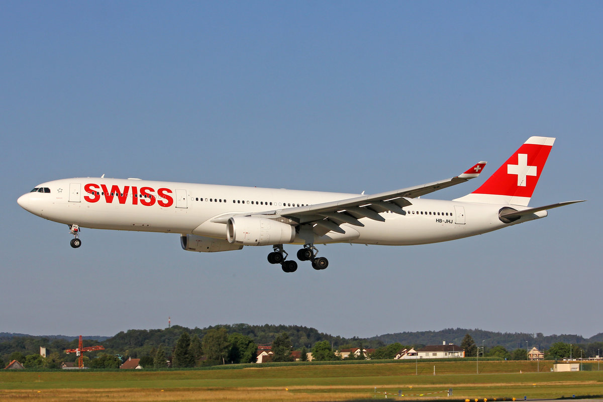 SWISS International Air Lines, HB-JHJ, Airbus A330-343X, msn: 1188,  Appenzell , 09.Juli 2018, ZRH Zürich, Switzerland.
