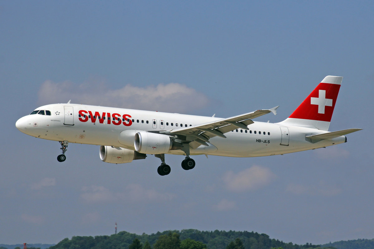 SWISS International Air Lines, HB-JLS, Airbus A320-214,  Montreux 
, 21.Juli 2017, ZRH Zürich, Switzerland.