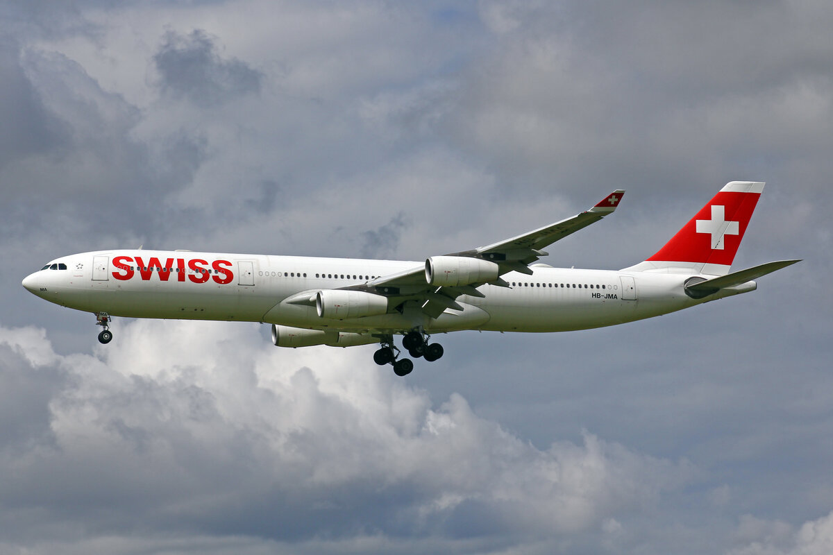 SWISS International Air Lines, HB-JMA, Airbus A340-313X, msn: 538,  Frauenfeld , 11.Juli 2021, ZRH Zürich, Switzerland.