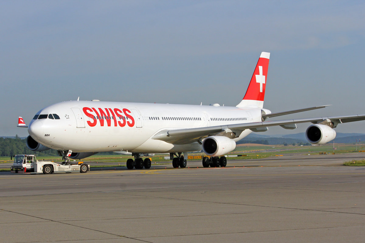 SWISS International Air Lines, HB-JMH, Airbus A340-313X, msn: 585,  Chur , 06.Juli 2019, ZRH Zürich, Switzerland.