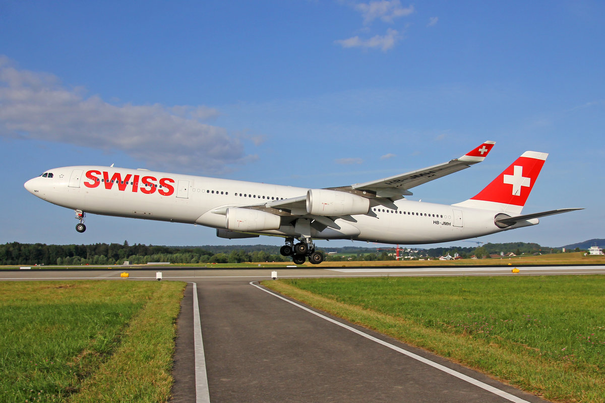 SWISS International Air Lines, HB-JMH, Airbus A340-313X, msn: 585,  Chur , 01.August 2019, ZRH Zürich, Switzerland.