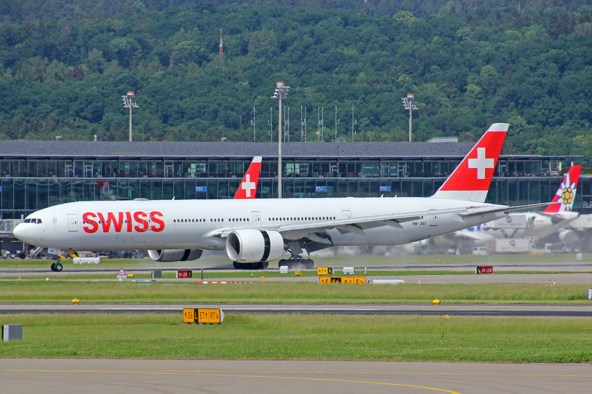 SWISS International Air Lines, HB-JNC, Boeing B777-3DEER, msn: 44584/1391, 21.Mai 2022, ZRH Zürich, Switzerland.