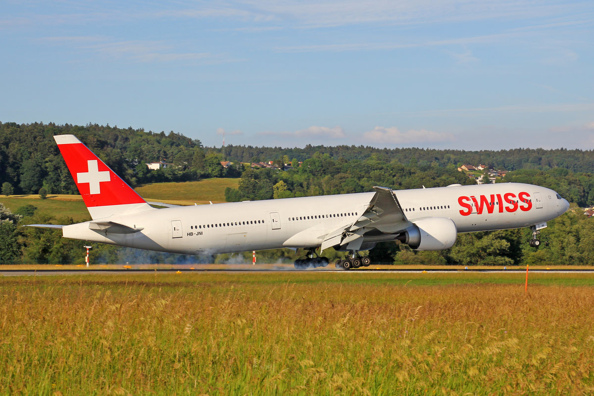 SWISS International Air Lines, HB-JNI, Boeing777-3DEER, msn: 62754/1540, 15.Juni 2018, ZRH Zürich, Switzerland.
