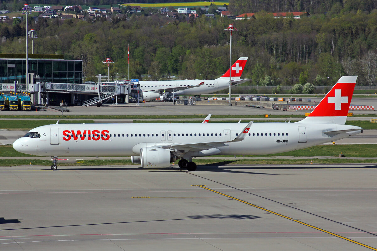 SWISS International Air Lines, HB-JPB, Airbus A321-271NX, msn: 10115,  Château-d'Oex , 18.April 2022, ZRH Zürich, Switzerland.