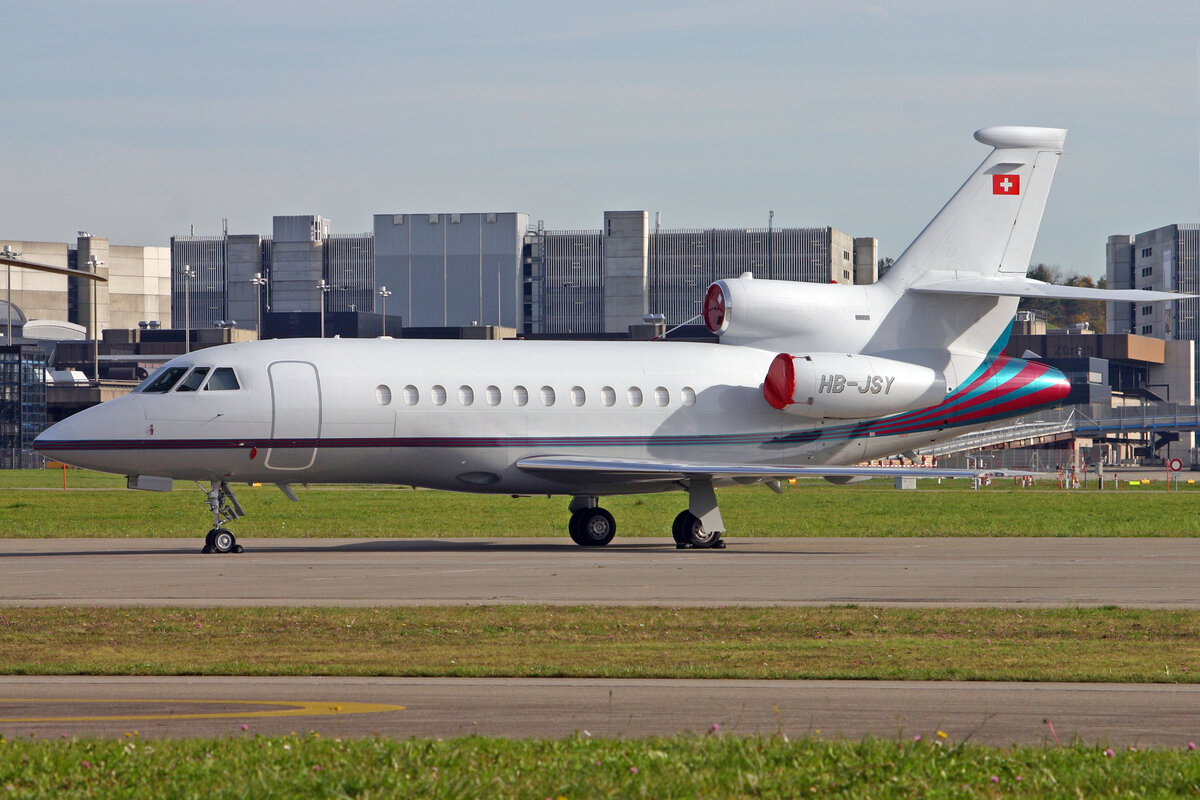 Swiss Jet AG, HB-JSY, Dassault Falcon 900EX, msn: 096, 10.November 2008, ZRH Zürich, Switzerland.