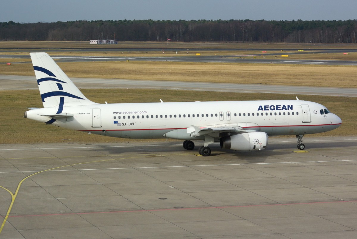 SX-DVL Aegean Airlines Airbus A320-232    17.02.2014   Berlin-Tegel