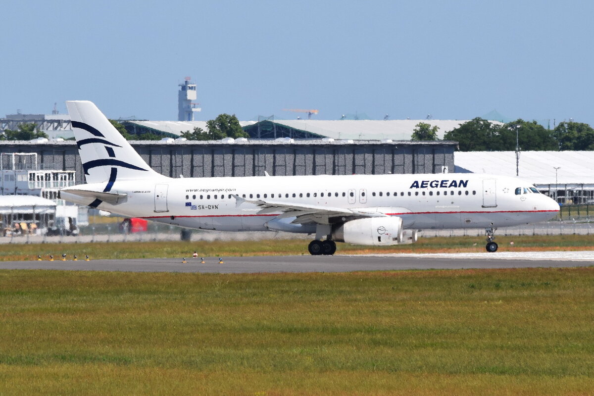 SX-DVN , Aegean Airlines , Airbus A320-232 , 05.06.2022 , Berlin-Brandenburg  Willy Brandt  , BER , 