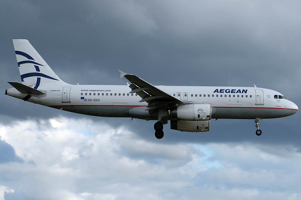 SX-DVU Airbus A320-232 25.07.2015