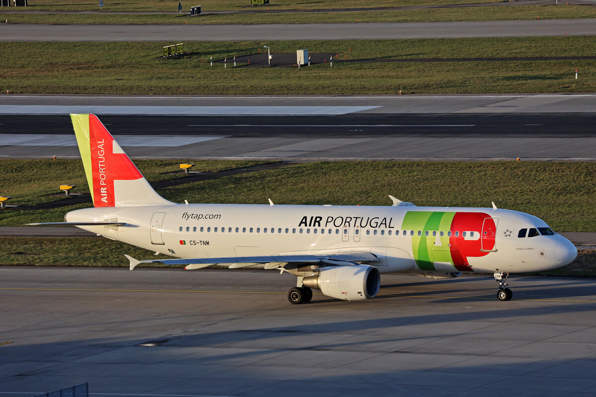 TAP Air Portugal, CS-TNM, Airbus A320-214, msn: 1799,  Natalia Correia , 29.November 2025, ZRH Zürich, Switzerland.