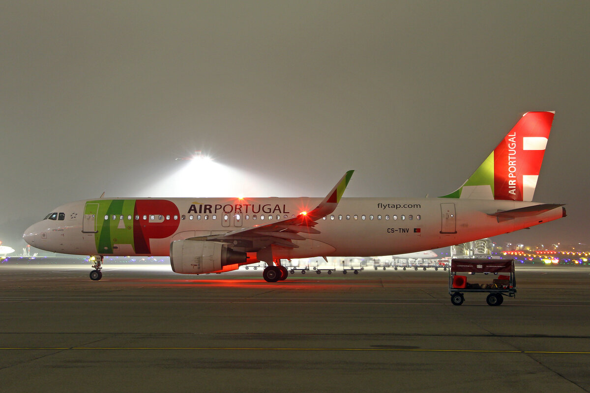 TAP Air Portugal, CS-TNV, Airbus A320-214, msn: 4145,  Grão Vasco , 07.November 2025, ZRH Zürich, Switzerland.